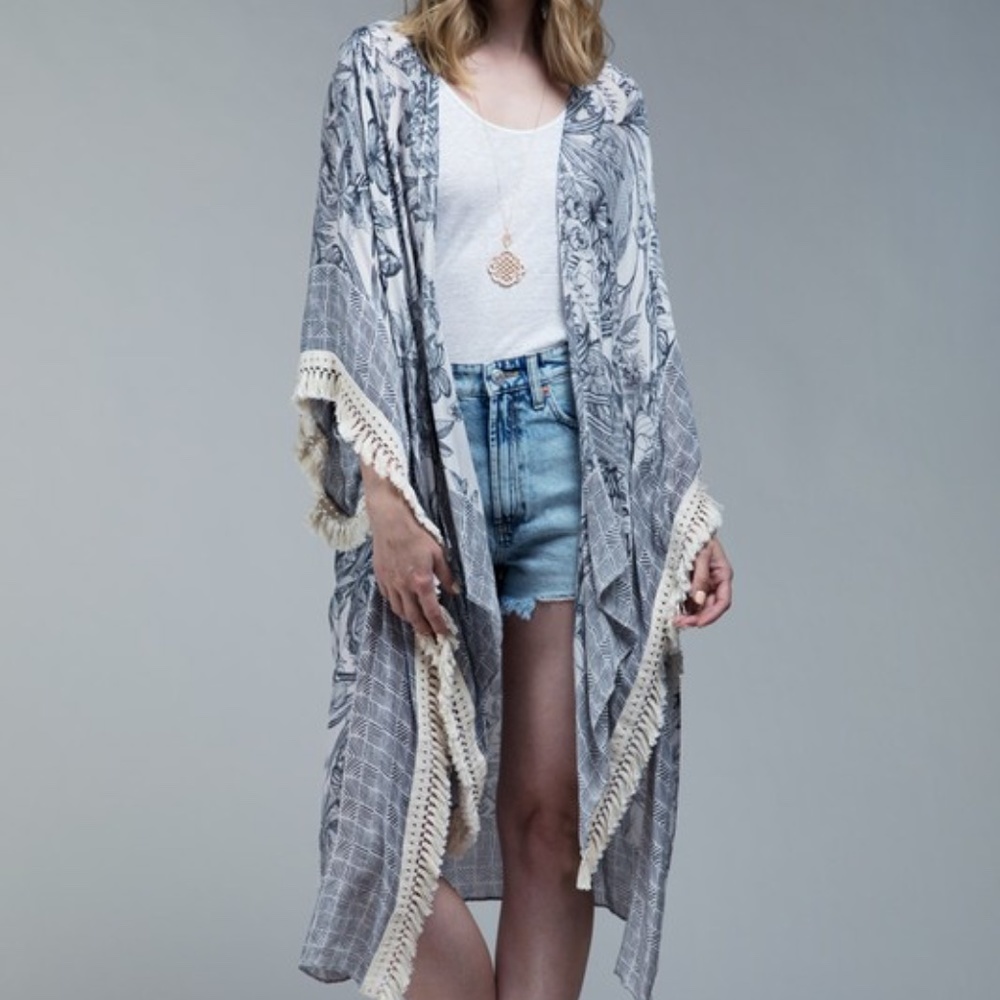 Tropical Me Gray Kimono